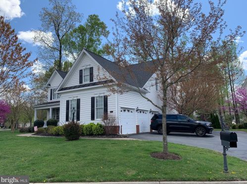 5901 Berryville Ct, Haymarket, VA 20169-8105