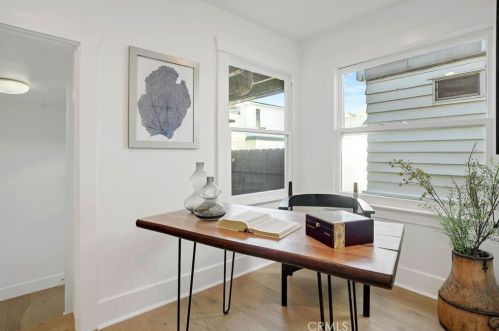 307 Fernando St, Newport Beach CA  92661-1236 exterior