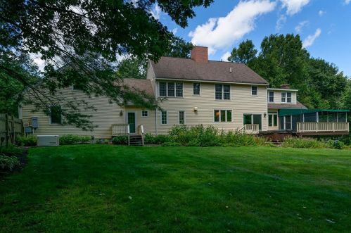 159 Clarke Ln, Hopkinton NH 03229-2027 exterior