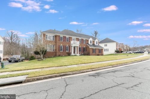 3748 Stonewall Manor Dr, Triangle, VA 22172-1400