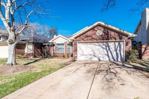 8114 Catalpa St, Texas City, TX 77591-2412