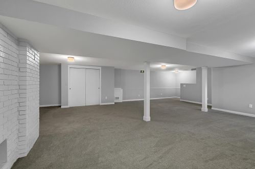 1735 Roosevelt Rd, Saint Cloud MN  56301-5166 exterior