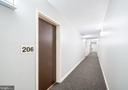 934 3rd St, Philadelphia PA  19123-2206 exterior