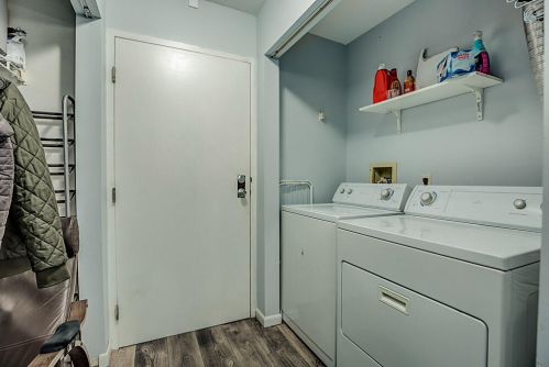 68 View Terrace Dr, Newport KY  41071-3850 exterior