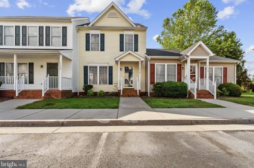 1115 Settlers Landing Dr, Tappahannock, VA 22560-5071