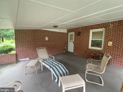 712 Cocoa Ave, Swatara, PA 17033-1531