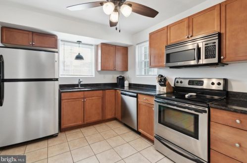 71 7th Ave, Collegeville PA  19426-2107 exterior