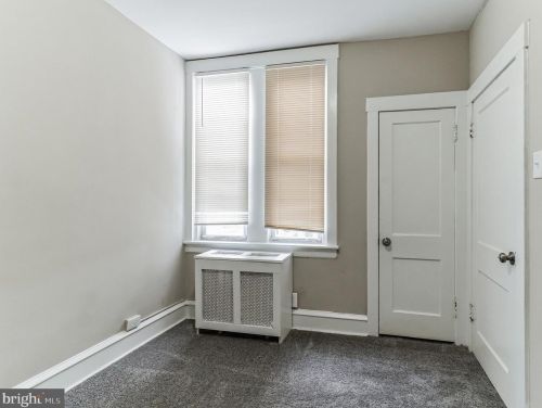 5868 Marshall St, Philadelphia PA  19120-1315 exterior