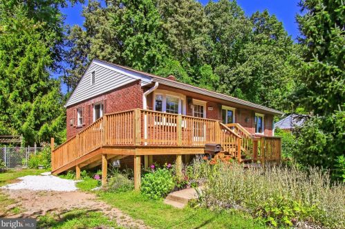 16016 Carroll Ave, Woodbridge, VA 22191-4208