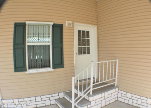 7509 Montauk Ave, Sebastian FL  32976-7798 exterior