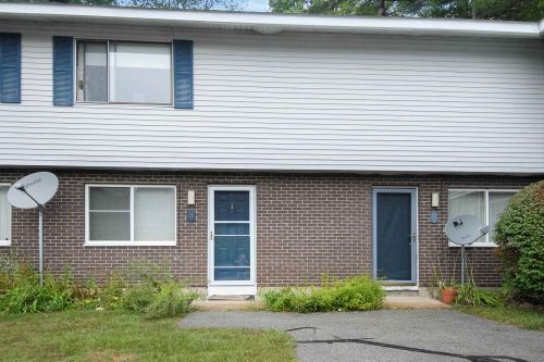 616 Portland St, Rochester NH  03867-2438 exterior