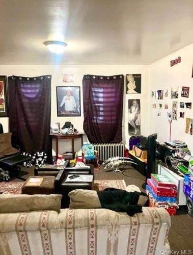 18 Monroe St, Mount Vernon NY  10550-3663 exterior