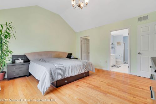 45 Enclosure Dr, Morganville NJ  07751-1807 exterior