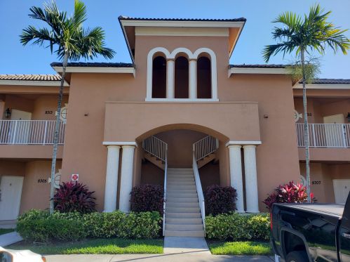8307 Mulligan Cir, Fort Pierce, FL 34986-3281