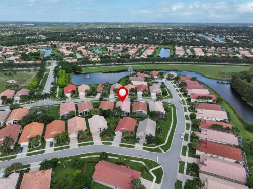 7038 Haviland Cir, Boynton Beach FL  33437-6472 exterior