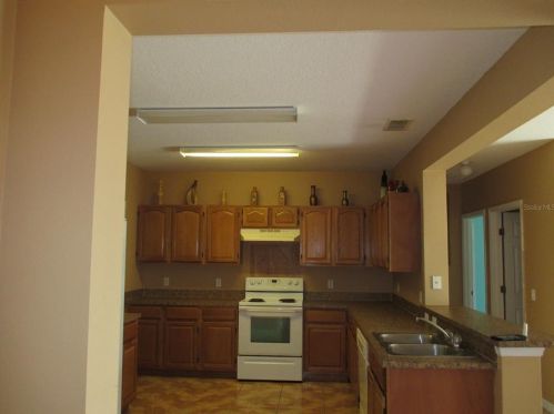 824 Colville Dr, Kissimmee, FL 34759-5994