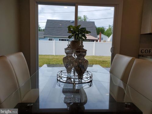 100 Echohill Ln, Willingboro NJ  08046-2206 exterior