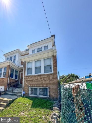 6812 Limekiln Pike, Philadelphia PA  19138-3109 exterior