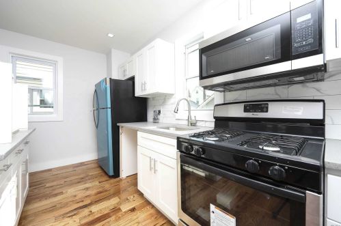 20950 111th Ave, Jamaica, NY 11429-1719