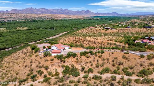 235 Circulo Cerro, Nogales, AZ 85648-1101