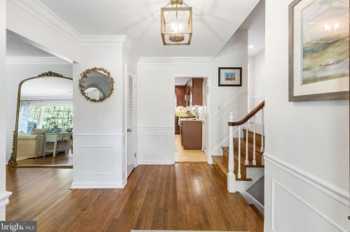 886 Llewelyn Rd, Berwyn, PA 19312-2212