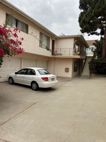 1919 Grant Ave, Redondo Beach, CA 90278-3574