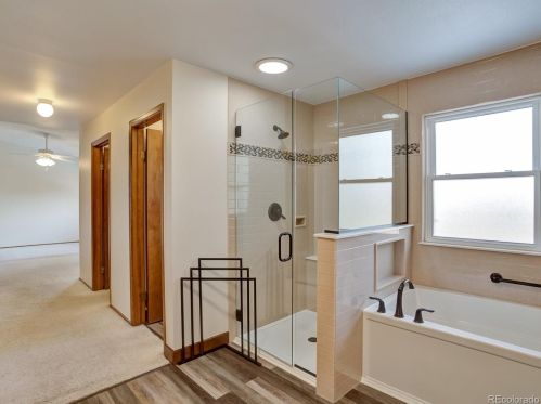 16003 Loyola Dr, Denver CO 80013-3355 exterior