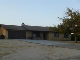 15066 Clovis St, Victorville, CA 92394-1106