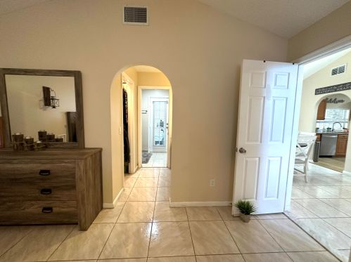 2062 Floresta Dr, Fort Pierce FL  34984-4706 exterior