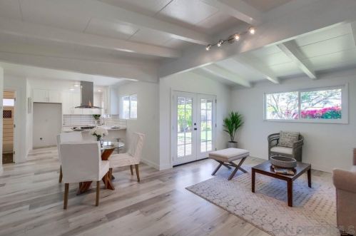 4845 Longford St, San Diego, CA 92117-3105