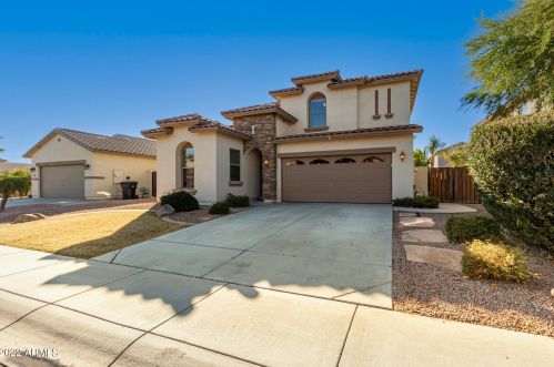 3369 Lafayette Ave, Gilbert, AZ 85298-9076