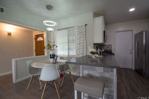 304 Sweet Ave, Fullerton, CA 92833-2454