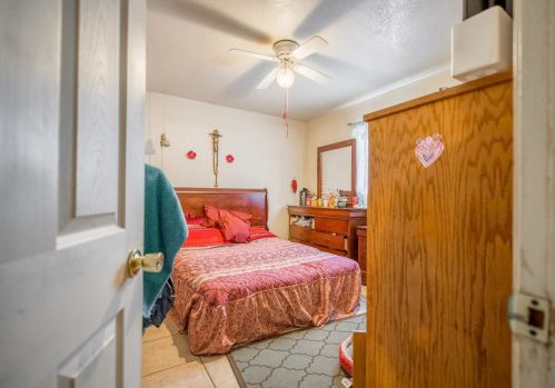 747 Prusso St, Livingston CA  95334-1136 exterior