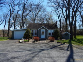 106 Creek Rd, Blue Hill, PA 17870-9369