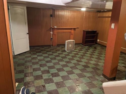 721 Monroe St, New Castle PA  16101-4546 exterior