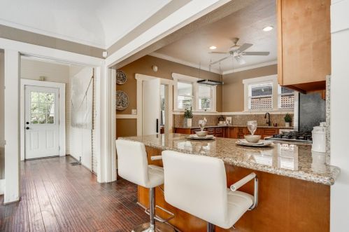 45 Hensley St, San Jose, CA 95112-4022