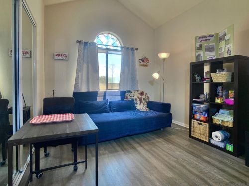 2435 Deland Dr, Alpine CA  91901-3192 exterior