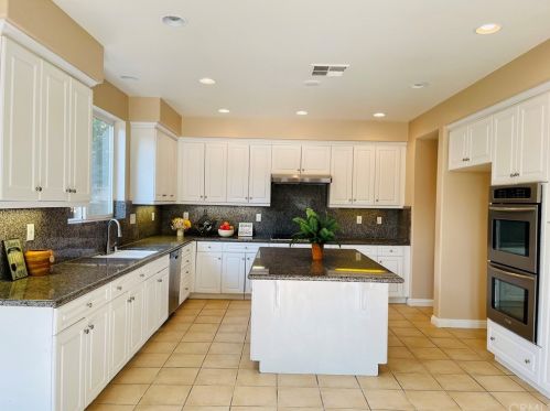 3772 Ash St, Lake Elsinore CA  92530-2000 exterior