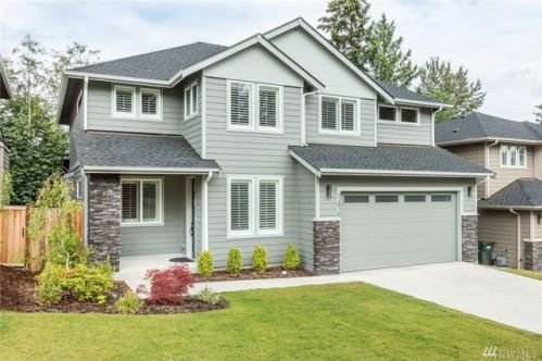 12826 83rd Avenue Ct, Puyallup, WA 98373