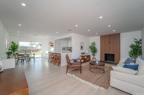 704 Lincoln Ave, Montebello CA  90640-3530 exterior