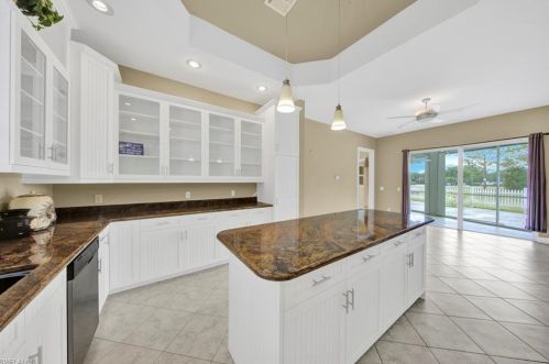 22 6th St, Bonita Springs, FL 34134-7411