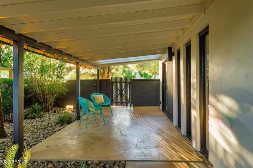 5721 10th St, Phoenix AZ  85014-2213 exterior