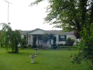 365 Osage Crossland Rd, Paris, TN 38242-7059