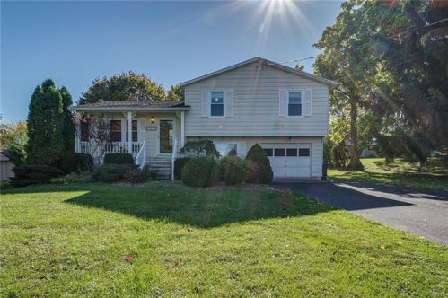 4030 Douglas Heights Dr, Whitelaw, NY 13032-4731
