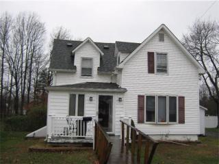258 Church St, Belford, NJ 07718-1581