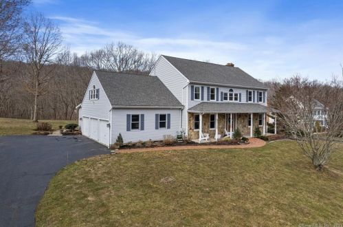 42 Cardinal Rd, East Lyme, CT 06333-1041