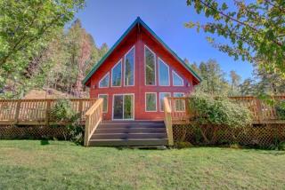 672 Elk Creek Rd, Trail OR  97541-9724 exterior