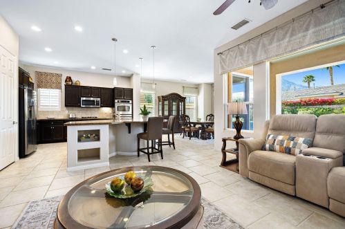 61265 Cactus Spring Dr, La Quinta CA  92253-9374 exterior