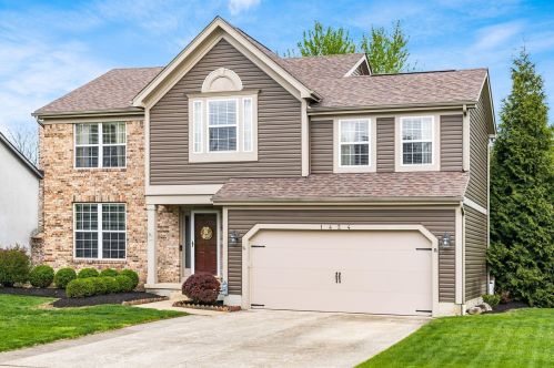 1424 River Trail Dr, Darbydale, OH 43123-9057