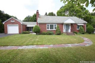 634 New Paltz Rd, Highland, NY 12528-2809